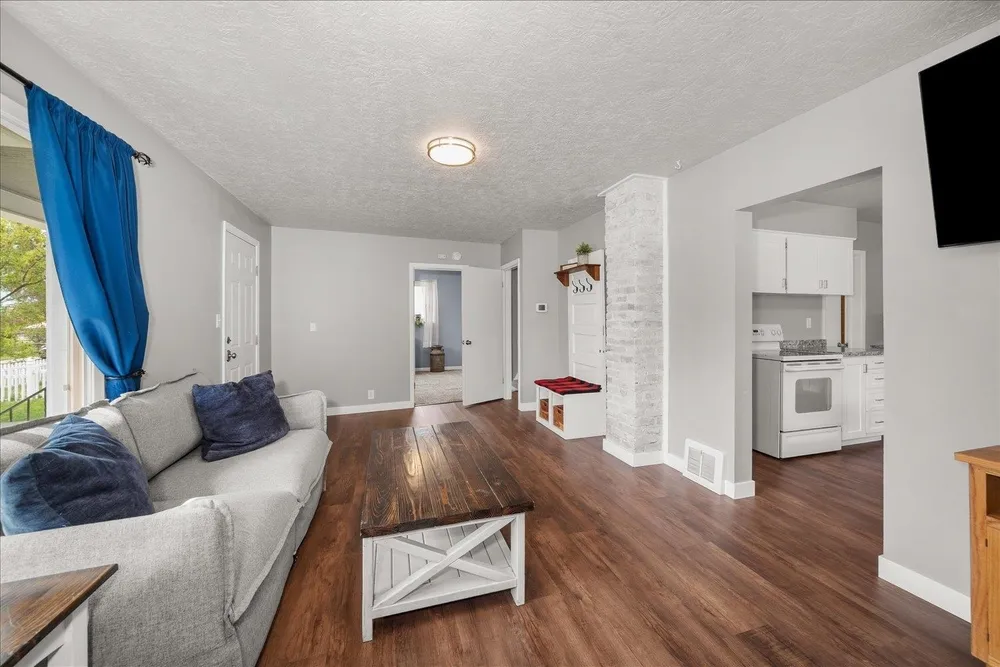1408 W Kiernan Ave, Spokane, WA 99205