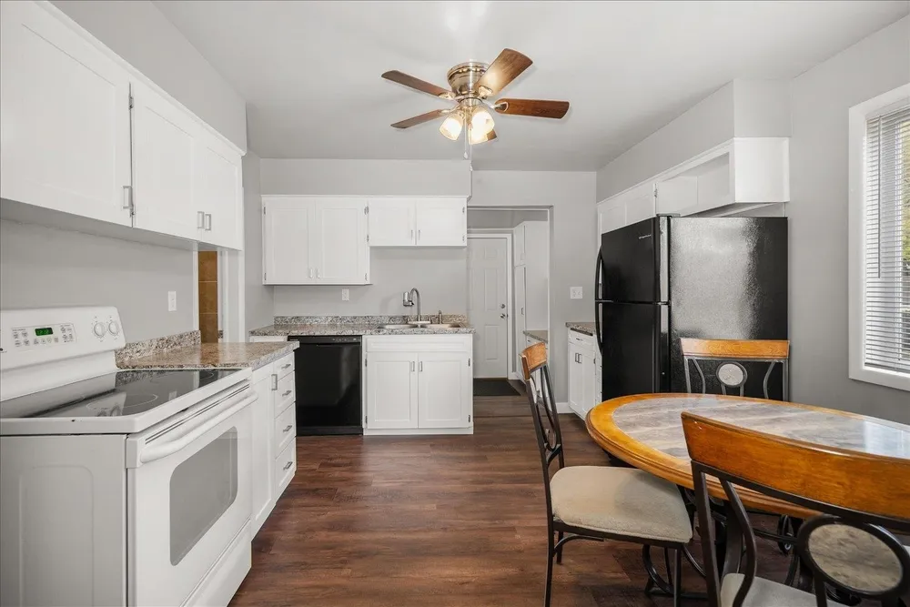 1408 W Kiernan Ave, Spokane, WA 99205