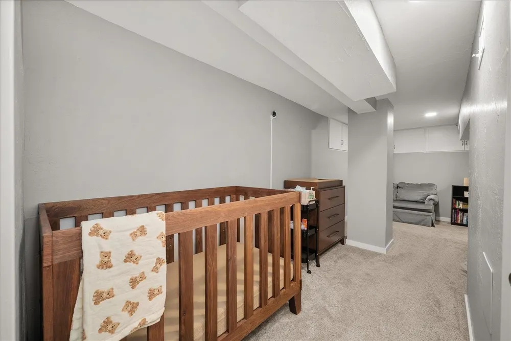 1408 W Kiernan Ave, Spokane, WA 99205