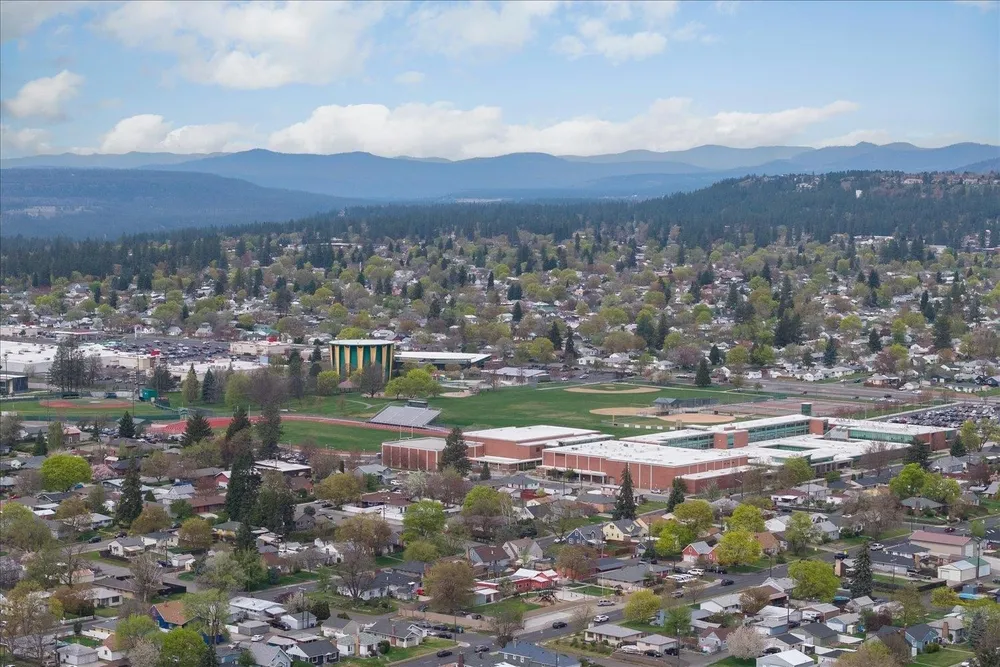 1408 W Kiernan Ave, Spokane, WA 99205