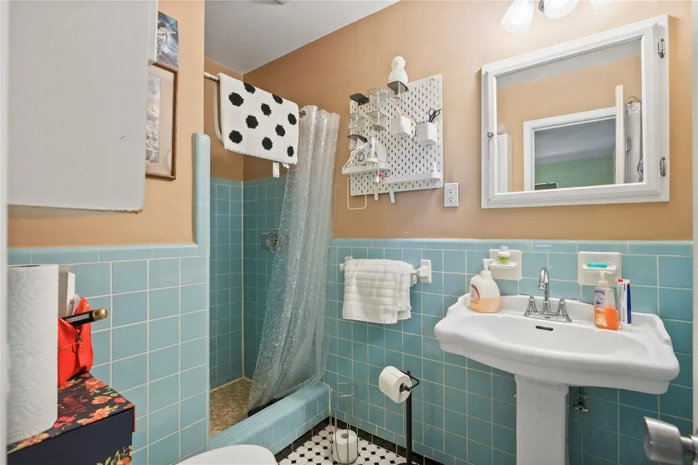 3421 SW 15th St, Fort Lauderdale, FL 33312