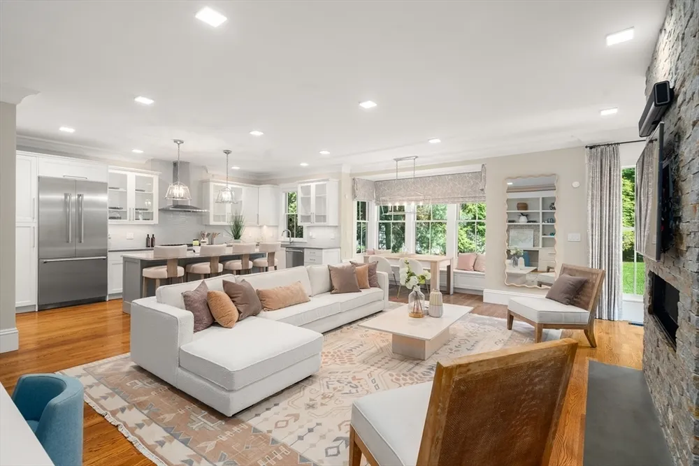 175 COOLIDGE HILL, Cambridge, MA 02138