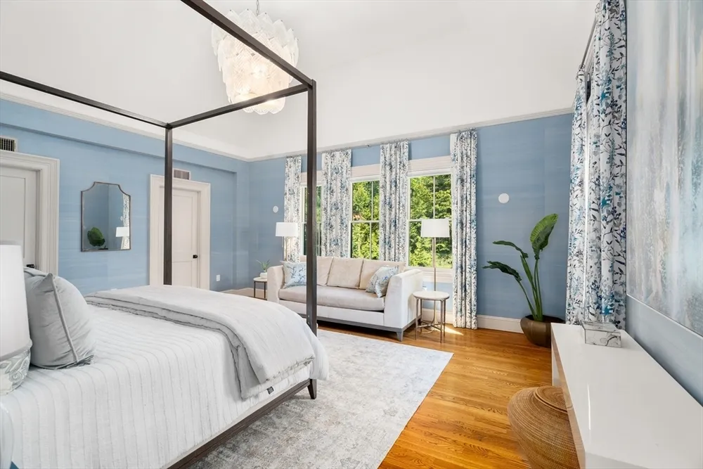 175 COOLIDGE HILL, Cambridge, MA 02138