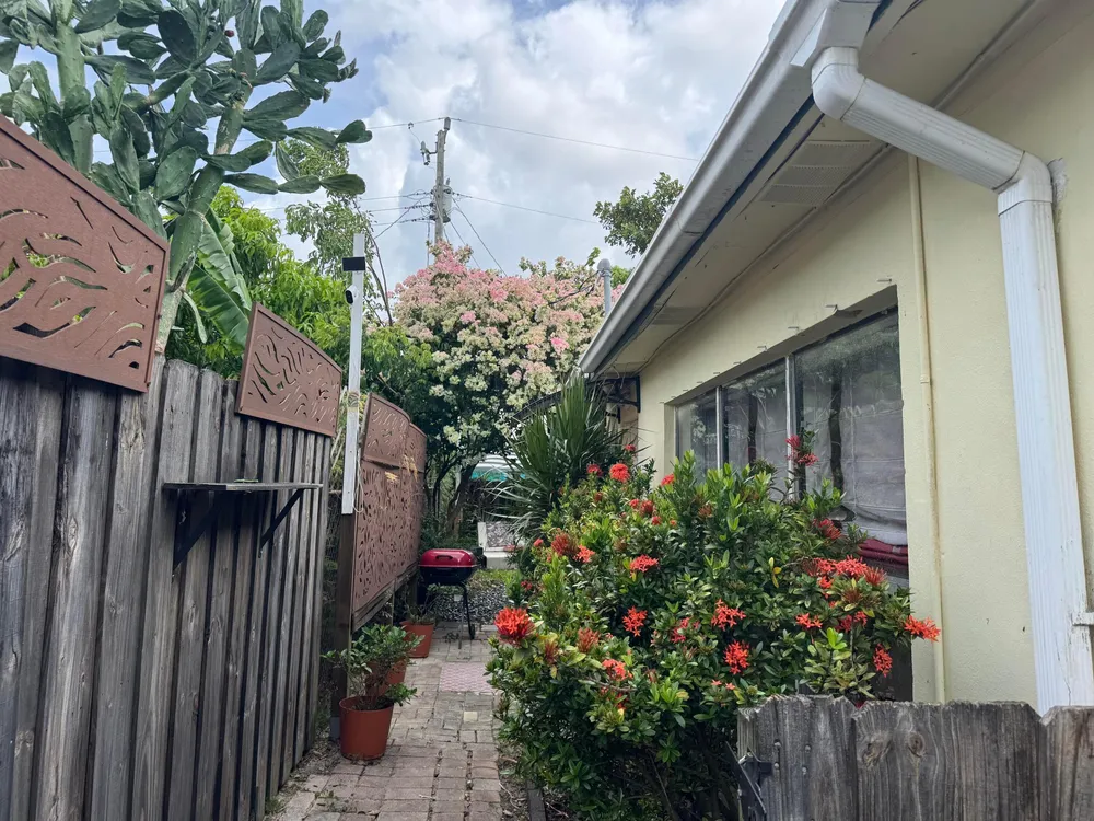 3421 SW 15th St, Fort Lauderdale, FL 33312