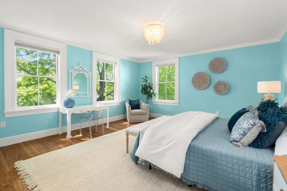 175 COOLIDGE HILL, Cambridge, MA 02138
