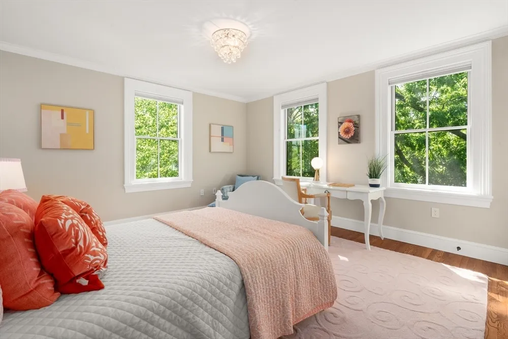 175 COOLIDGE HILL, Cambridge, MA 02138
