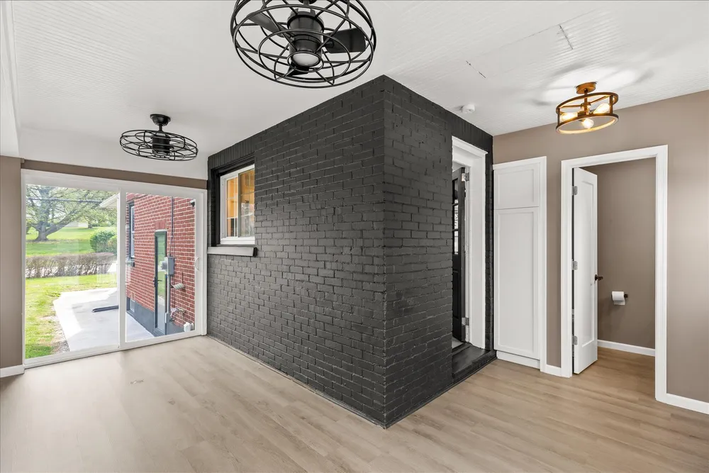 310 Hanover Rd, York, PA 17408