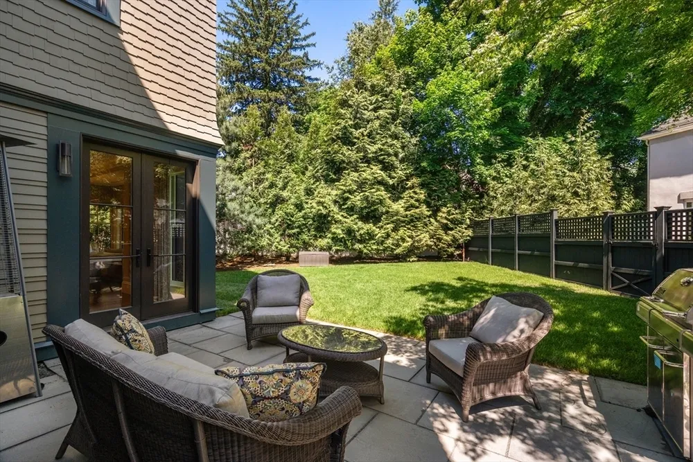 175 COOLIDGE HILL, Cambridge, MA 02138