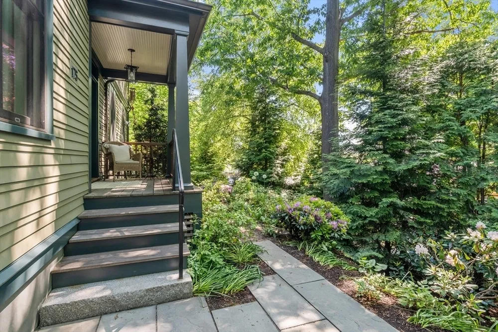 175 COOLIDGE HILL, Cambridge, MA 02138