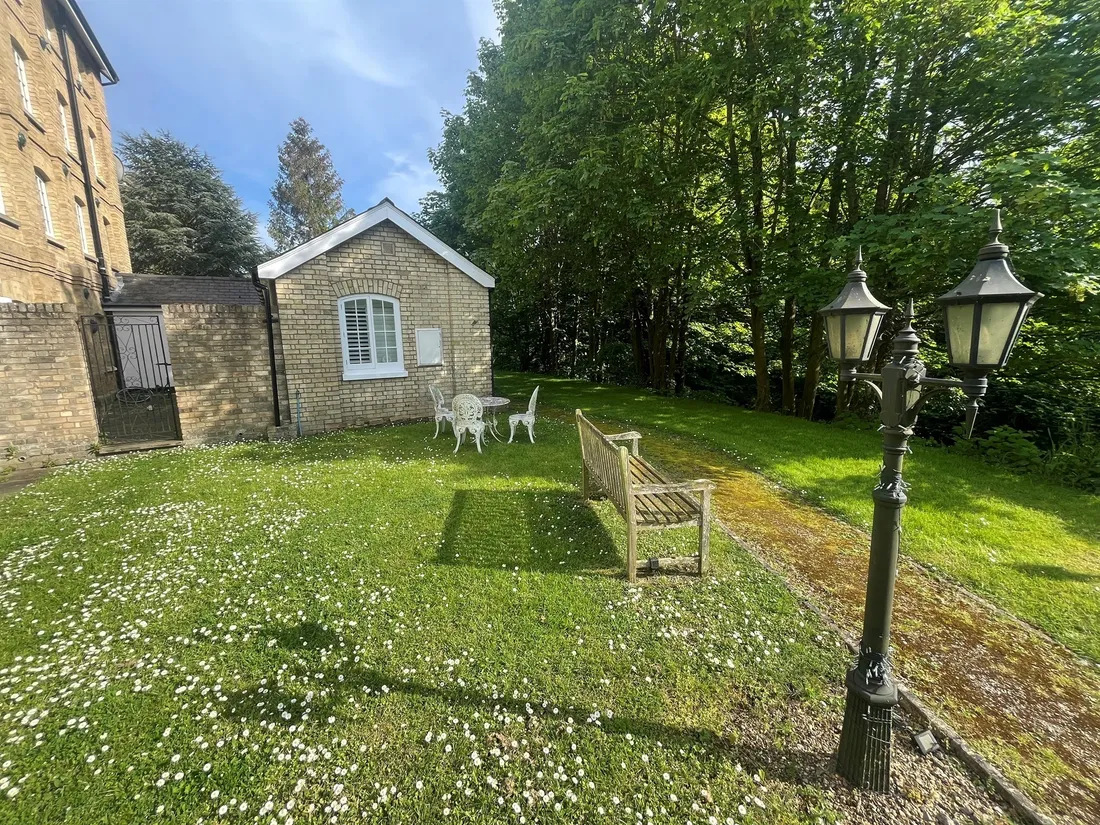 Property photo 8