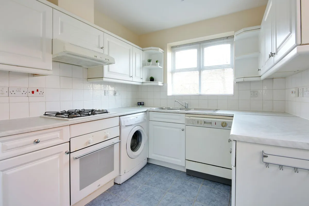 Pochard Rise, Norton, WA7