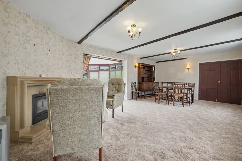 Property carousel item 5