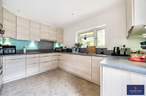 Station Road, Woburn Sands, MK17 photo 4