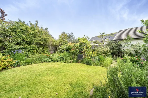 Station Road, Woburn Sands, MK17 photo 11