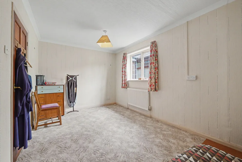 Property carousel item 23