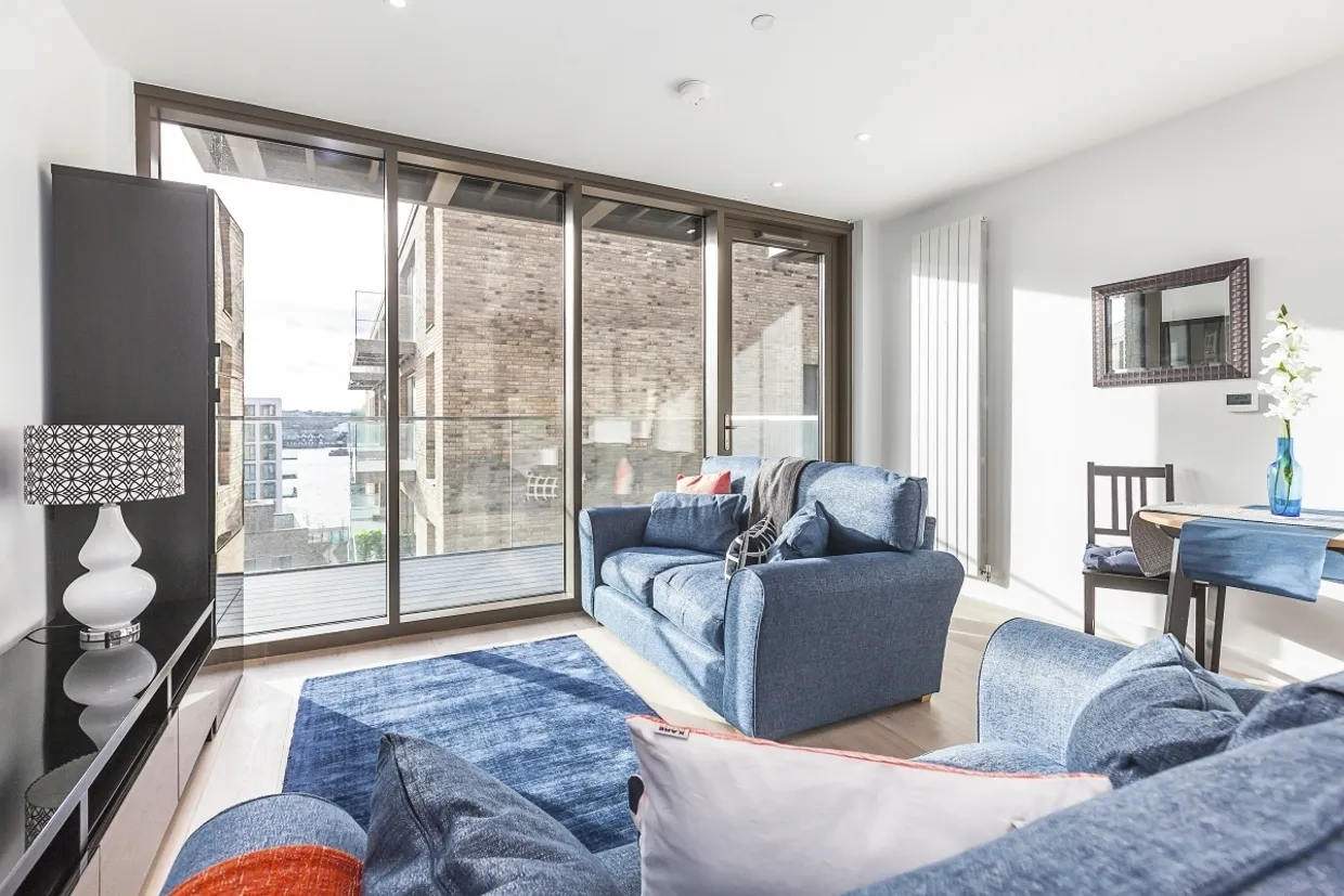 Commodore House, E16 photo 1
