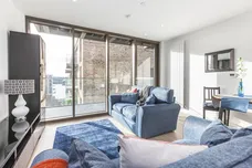 Commodore House, E16 photo 1