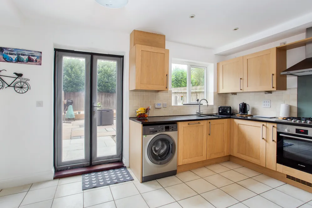 Dew Pond Close, Horsham, RH13 photo 5