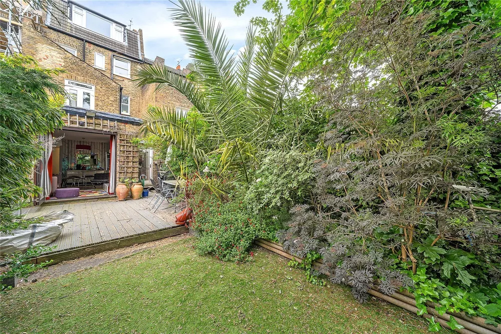 Trinity Road, Wandsworth, London, SW18
