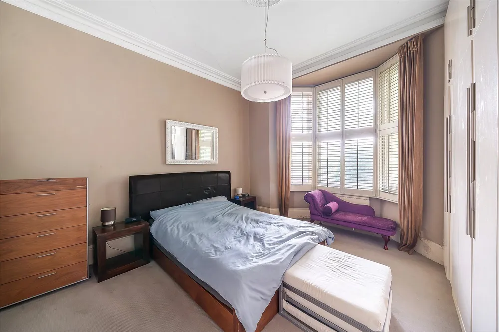 Trinity Road, Wandsworth, London, SW18