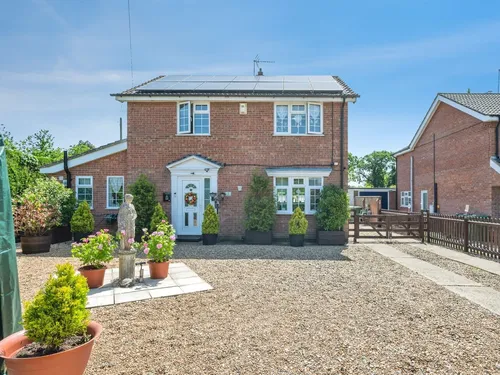 Rollesby Gardens, Rollesby, Great Yarmouthphoto