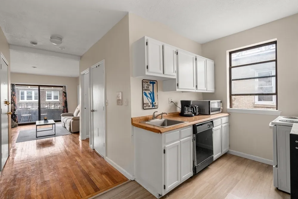 317 Summit Ave, Boston, MA 02135