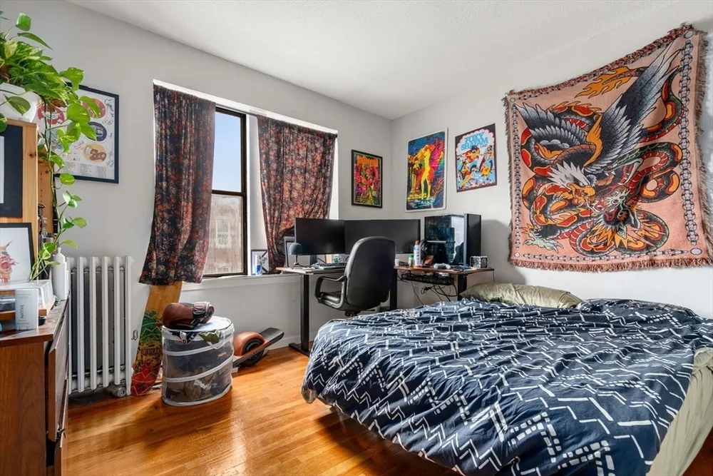 317 Summit Ave, Boston, MA 02135