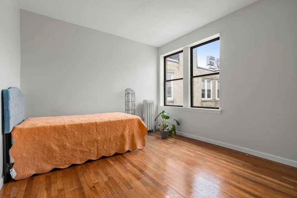 317 Summit Ave, Boston, MA 02135