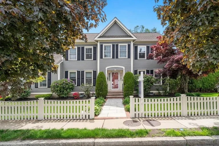 308 Brighton St, Belmont, MA 02478