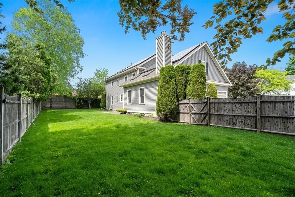 308 Brighton St, Belmont, MA 02478