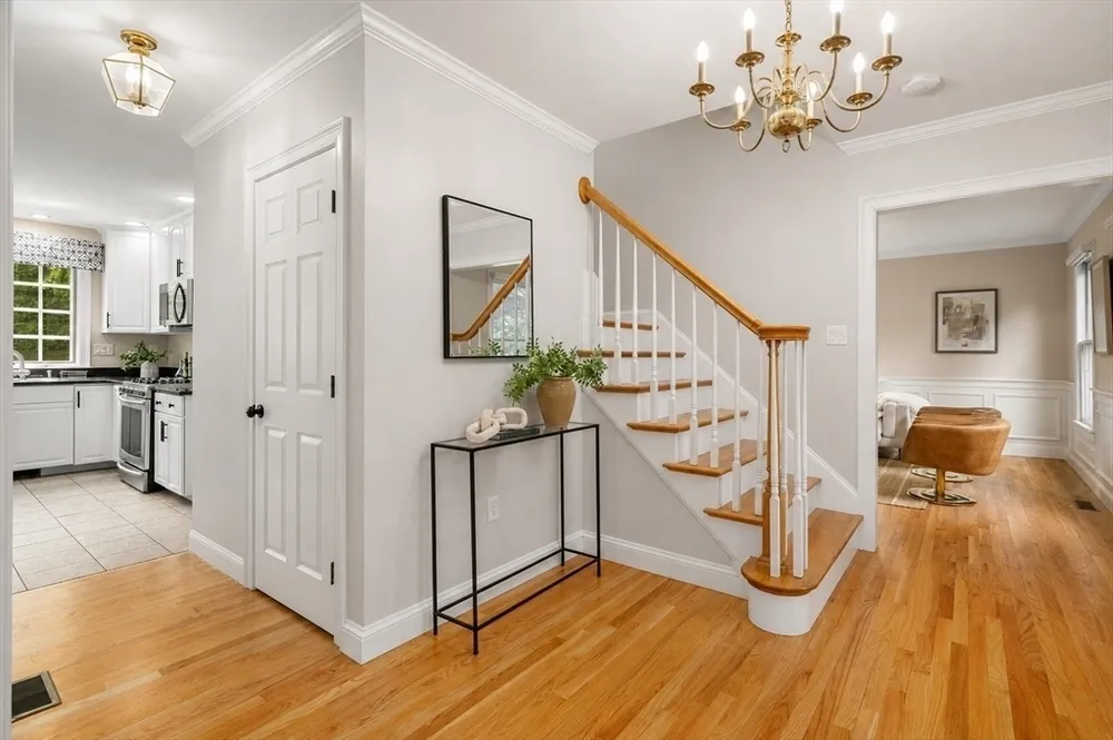 308 Brighton St, Belmont, MA 02478