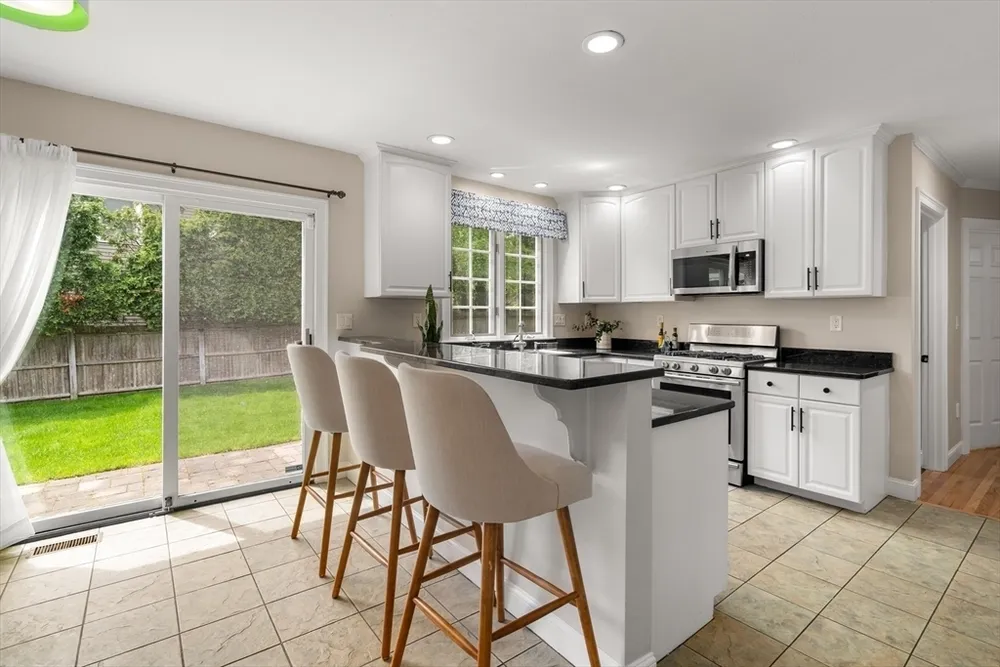 308 Brighton St, Belmont, MA 02478