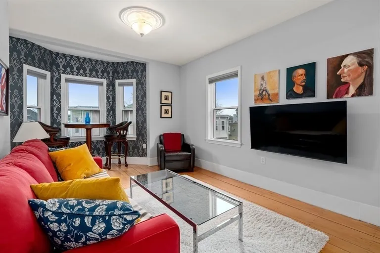 26 Armstrong St, Boston, MA 02130