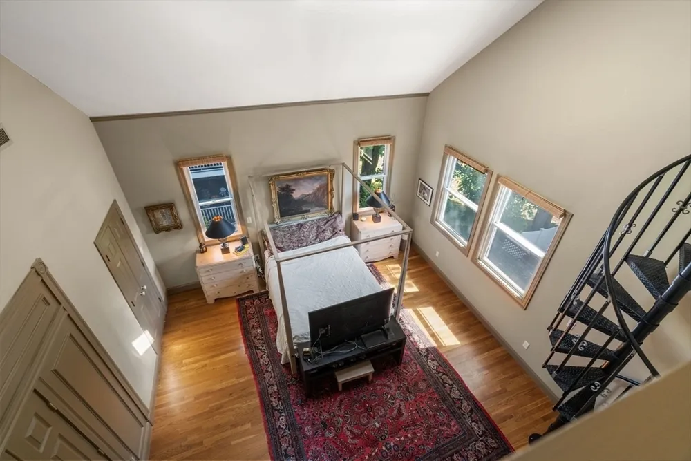70 Victoria St, Somerville, MA 02144