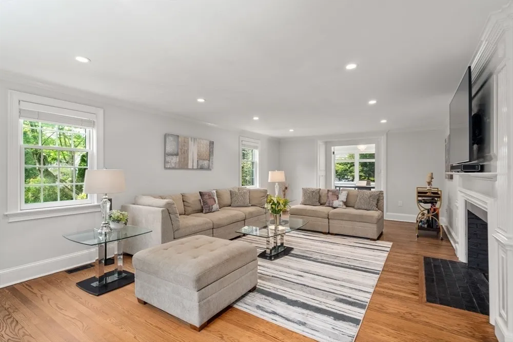 100 Village Hill Rd, Belmont, MA 02478
