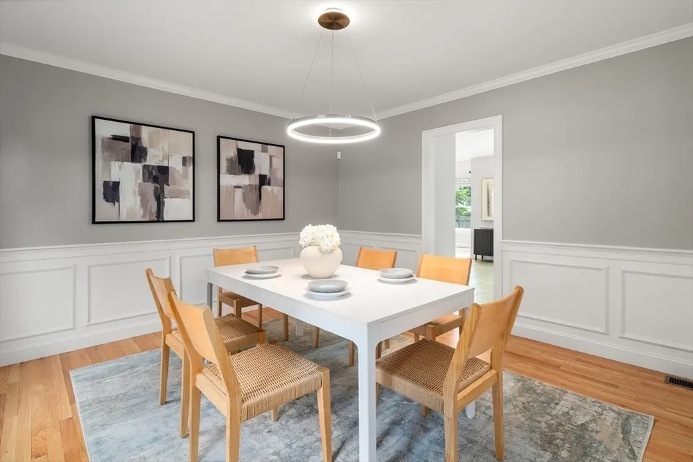 308 Brighton St, Belmont, MA 02478