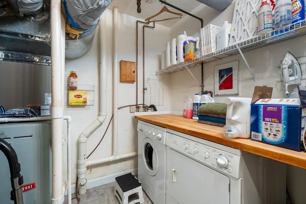 70 Victoria St, Somerville, MA 02144