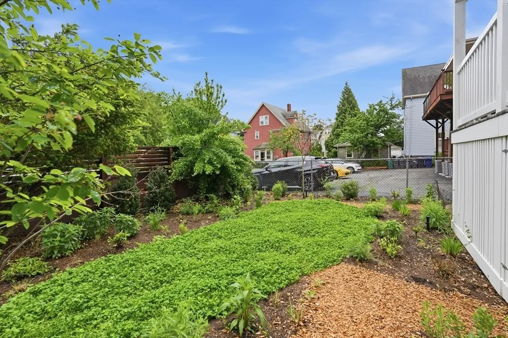 29 Cushing St, Cambridge, MA 02138