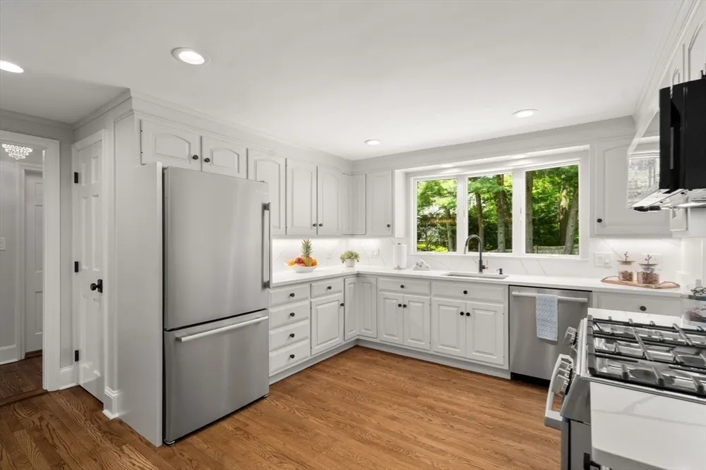 100 Village Hill Rd, Belmont, MA 02478