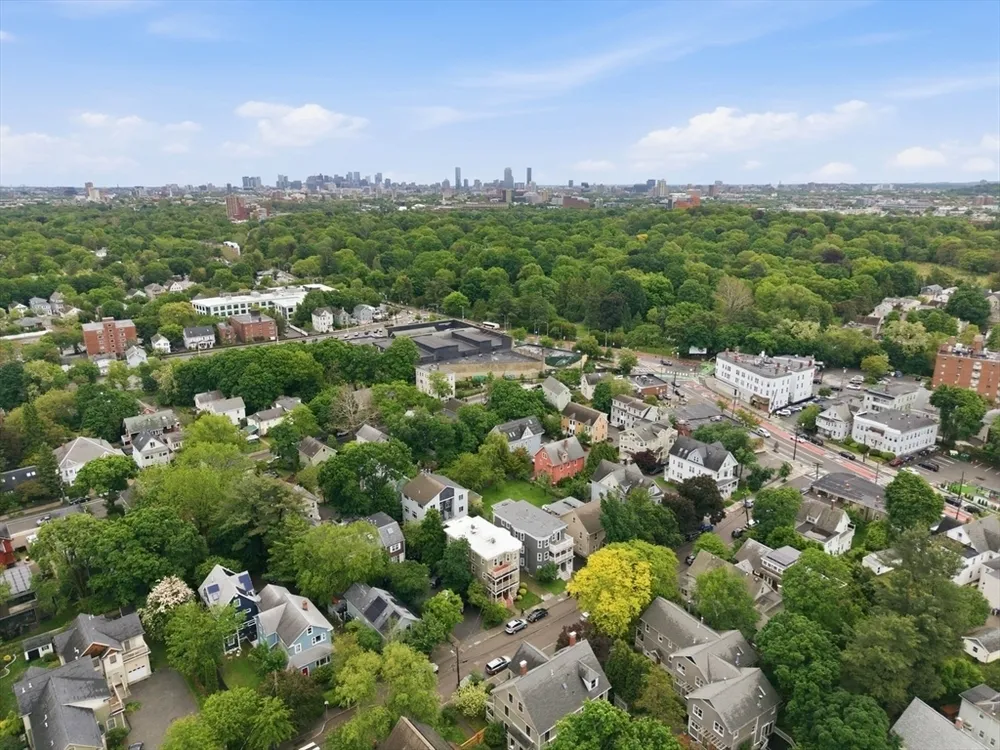 29 Cushing St, Cambridge, MA 02138