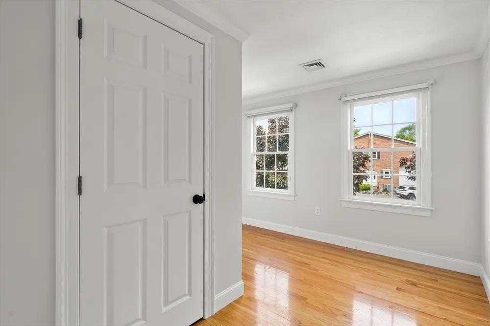 308 Brighton St, Belmont, MA 02478