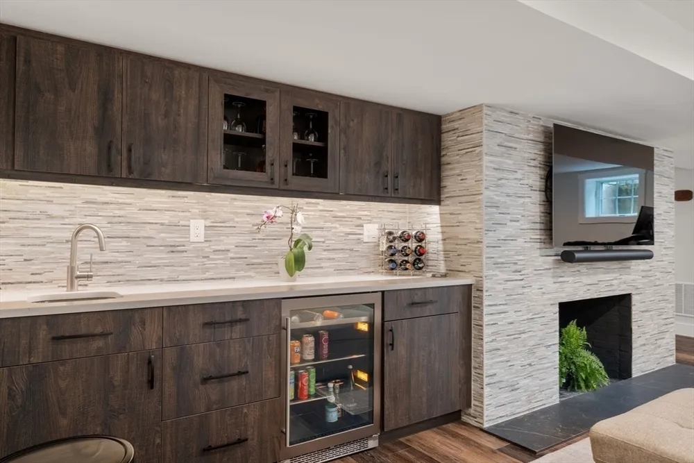 100 Village Hill Rd, Belmont, MA 02478