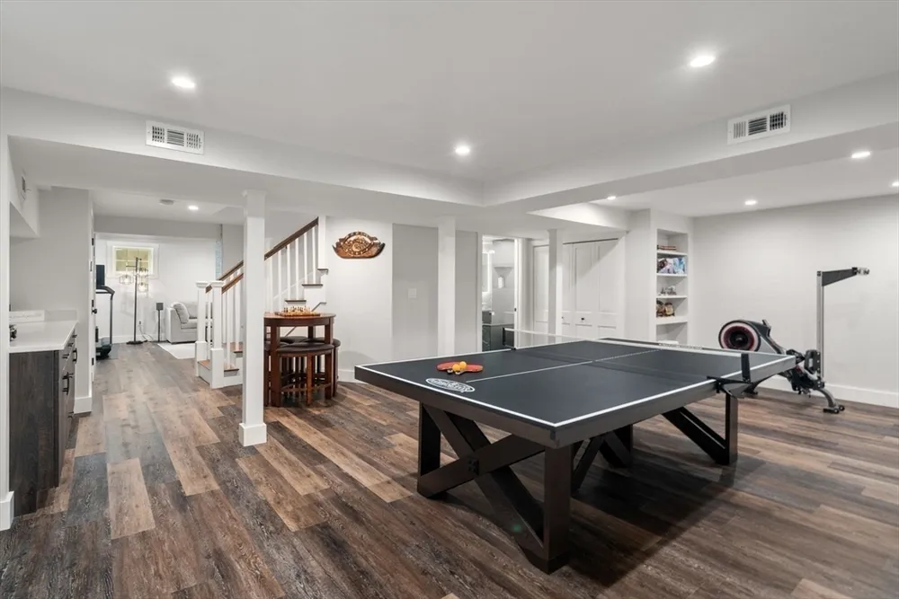 100 Village Hill Rd, Belmont, MA 02478