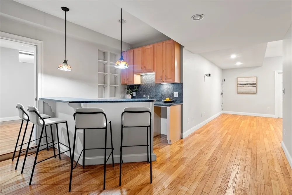 308 Brighton St, Belmont, MA 02478