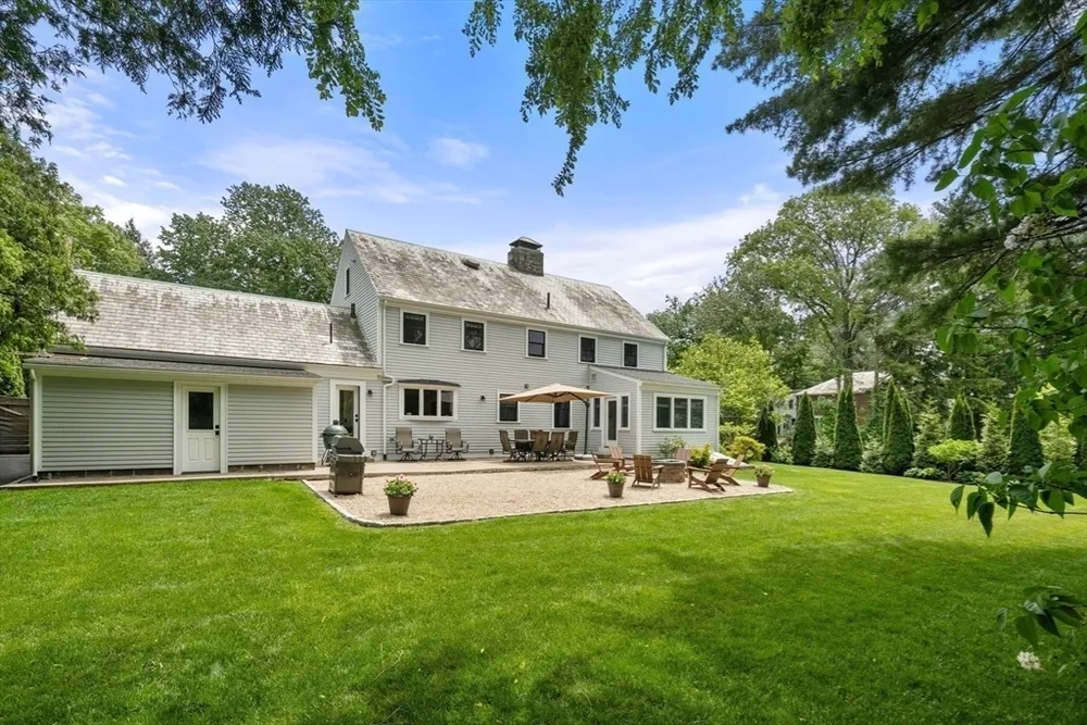 100 Village Hill Rd, Belmont, MA 02478