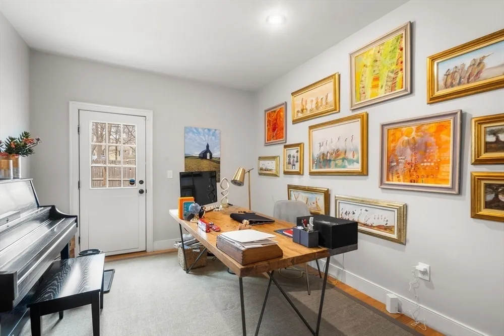 73 Auburn St, Newton, MA 02466