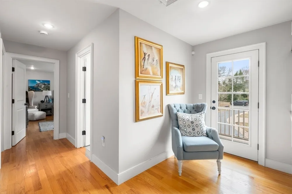 73 Auburn St, Newton, MA 02466