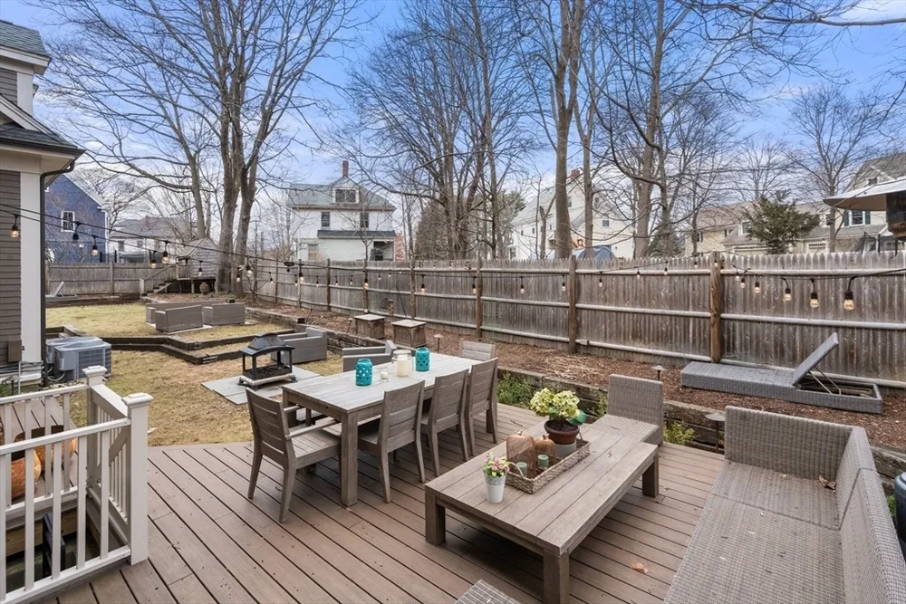 75 Auburn St, Newton, MA 02466
