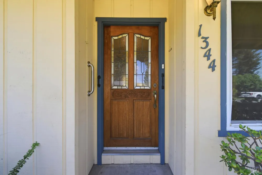 1344 Sugar Bear Ln, Santa Rosa, CA 95407