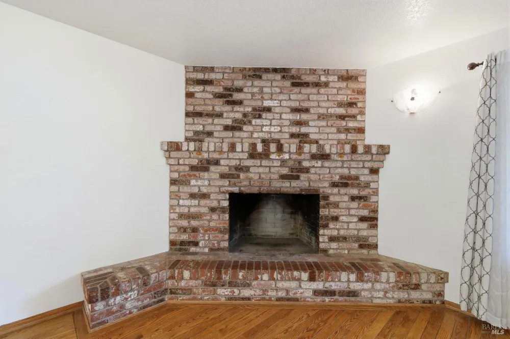 1344 Sugar Bear Ln, Santa Rosa, CA 95407